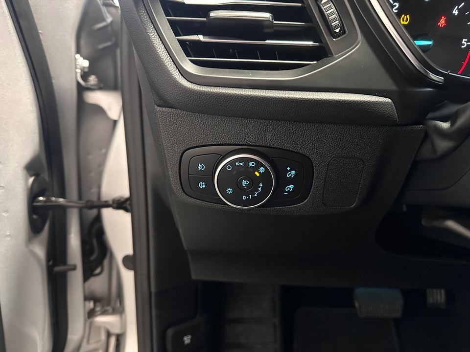 Ford Focus 1,5 EcoBlue Titanium stc. aut. Van 5d