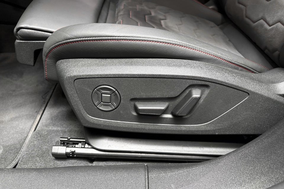 Audi A6 e-tron S-line pro Avant 5d