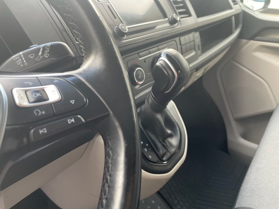 VW Transporter 2,0 TDi 204 Kassevogn DSG lang