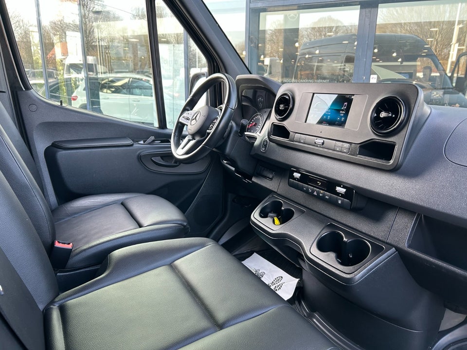 Mercedes Sprinter 317 2,0 CDi A2 Kassevogn aut. RWD