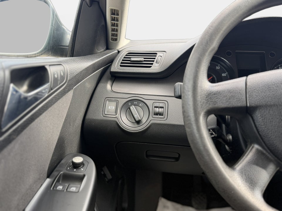 VW Passat 2,0 FSi Comfortline 4d