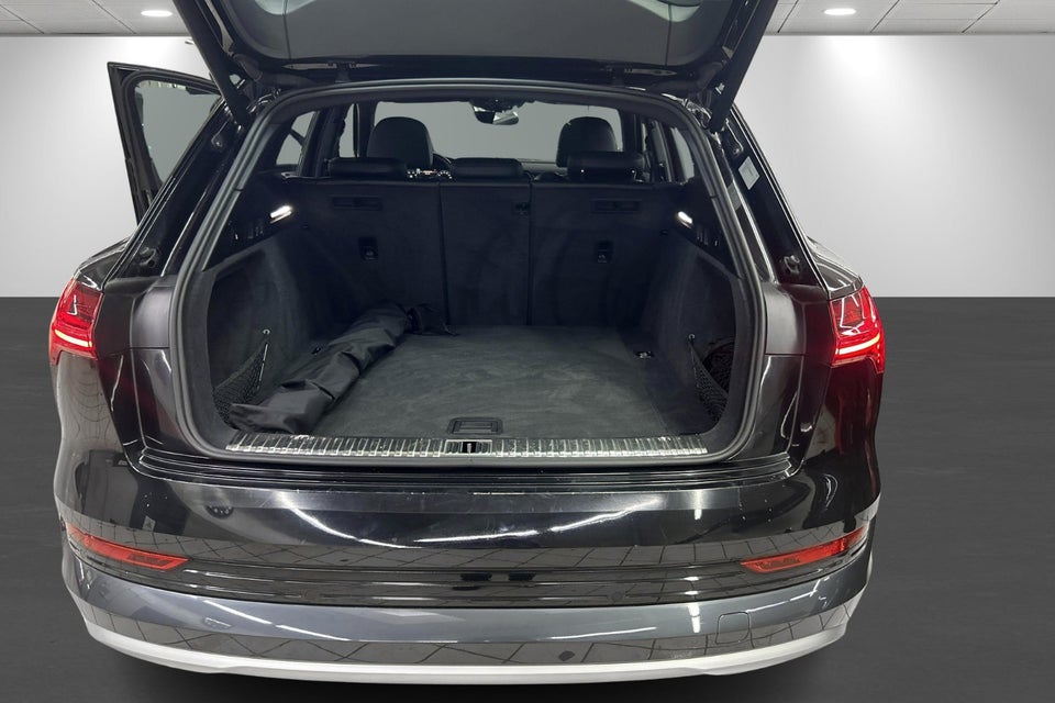 Audi e-tron 55 Advanced quattro 5d