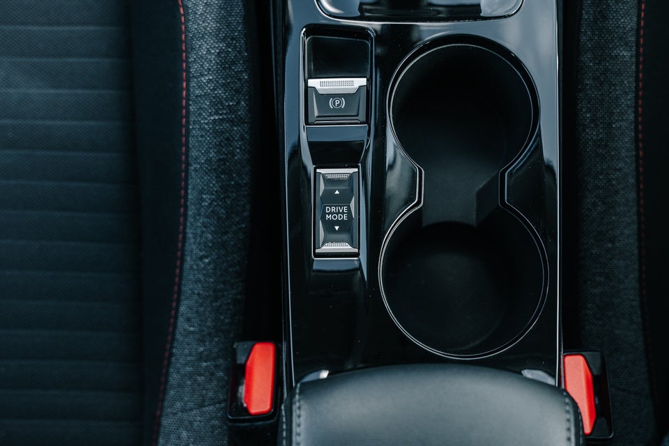 Peugeot e-208 50 Active 5d