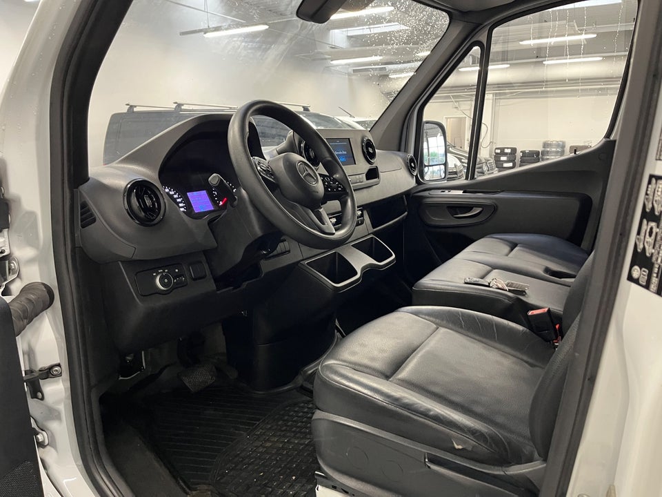 Mercedes Sprinter 317 2,0 CDi A3 Kassevogn aut. RWD