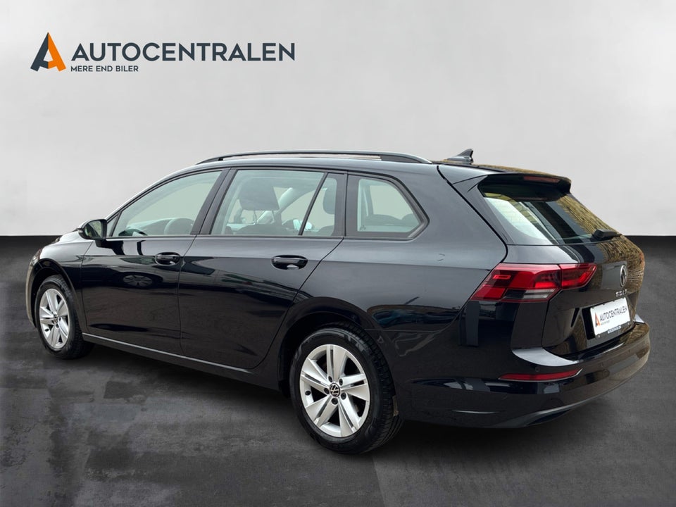 VW Golf VIII 1,5 eTSi 130 Life Variant DSG 5d