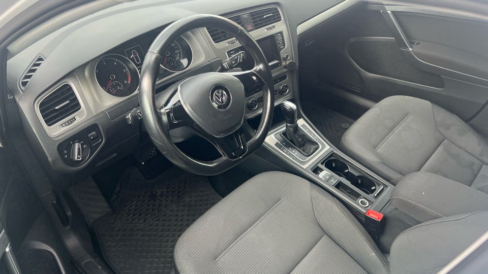 VW Golf VII 2,0 TDi 150 Comfortline Variant DSG BM 5d