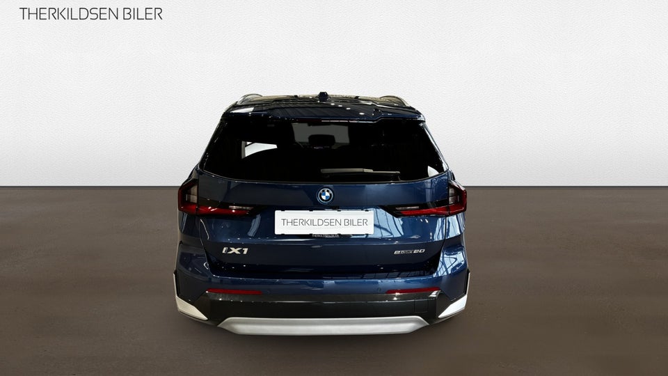 BMW iX1 eDrive20 X-Line 5d