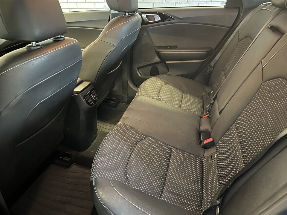 Kia Ceed 1,4 T-GDi Collection 5d