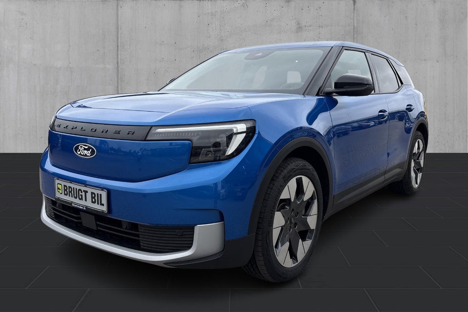 Ford Explorer 77 Premium Extended Range 5d