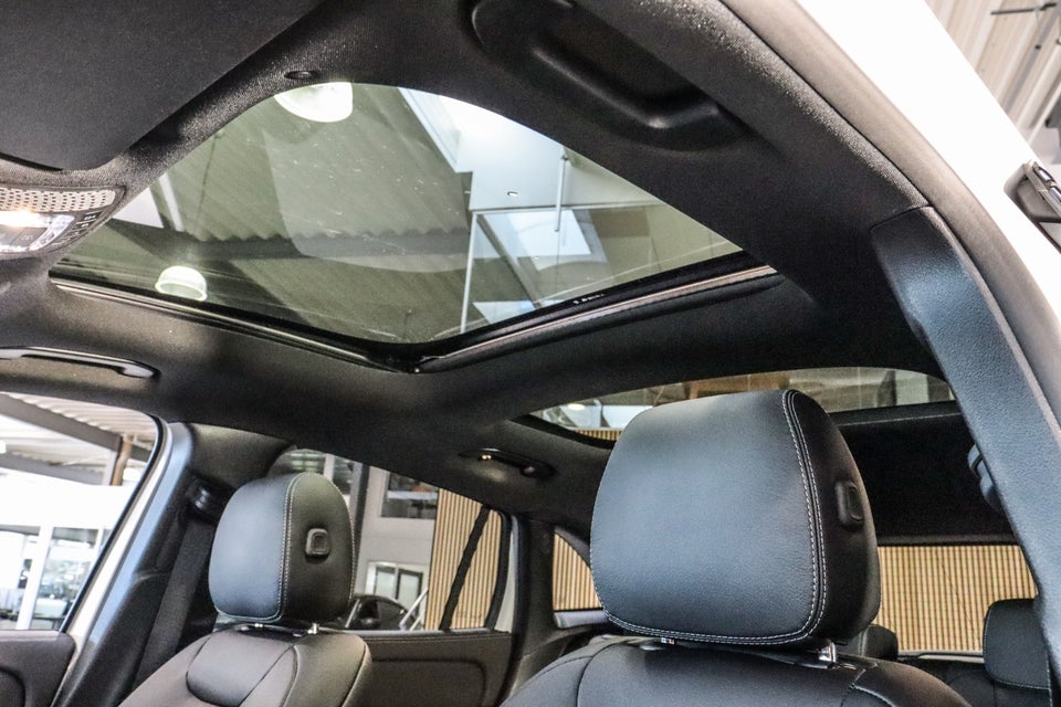 Mercedes EQA350 AMG Line 4Matic 5d