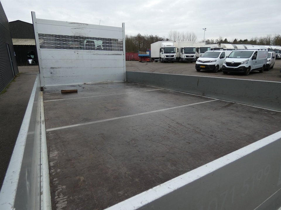 Iveco Daily 2,3 35C16 4100mm Lad AG8 2d