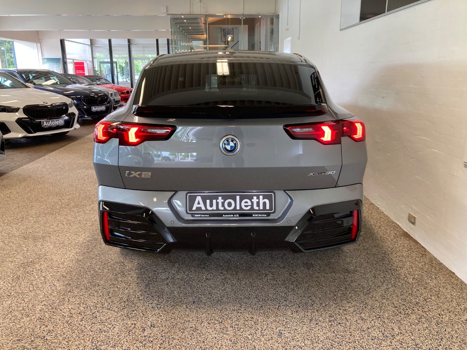 BMW iX2 xDrive30 M-Sport 5d