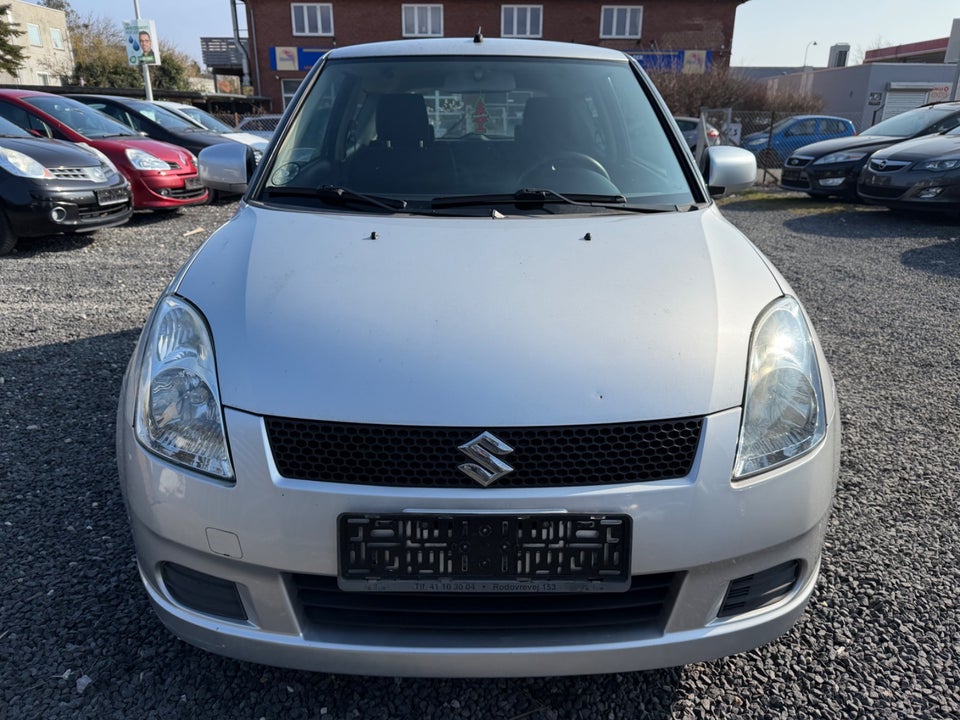 Suzuki Swift 1,3 GL-A 3d