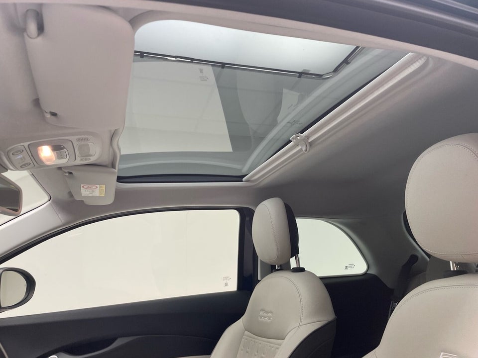 Fiat 500e 42 la Prima by Bocelli 3d