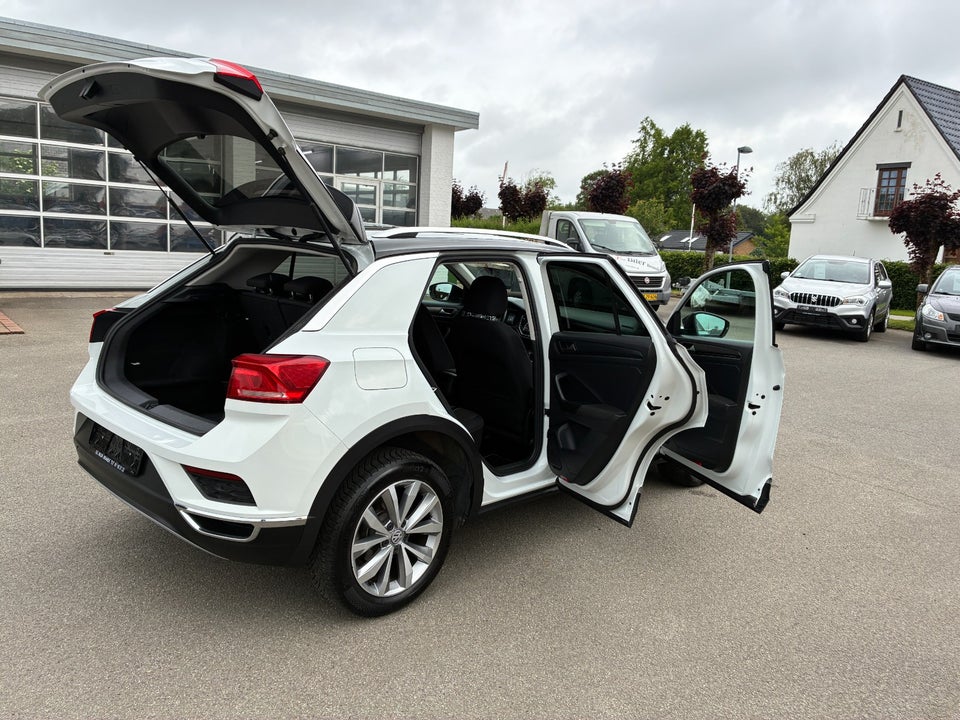 VW T-Roc 1,0 TSi 115 Style 5d