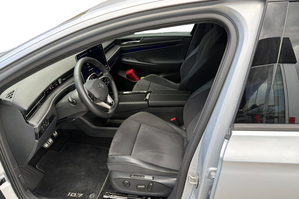 VW ID.7 77 Style+ Tourer 5d