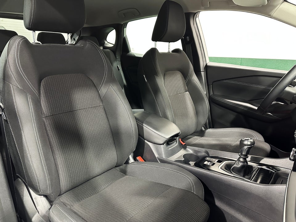 Nissan Qashqai 1,3 mHEV Acenta 5d