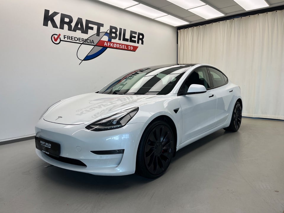 Tesla Model 3 Performance AWD 4d