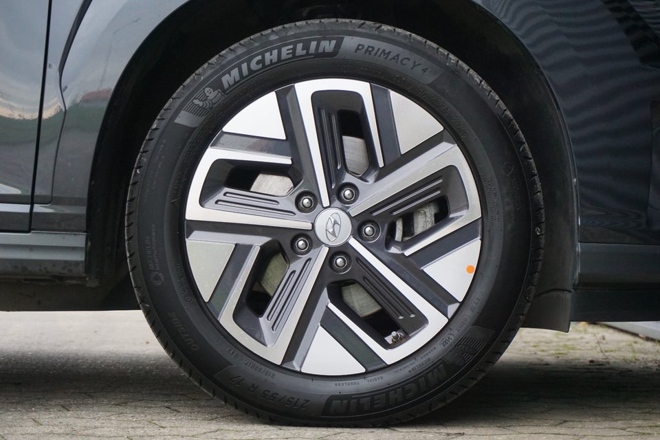 Hyundai Kona 39 EV Select 5d