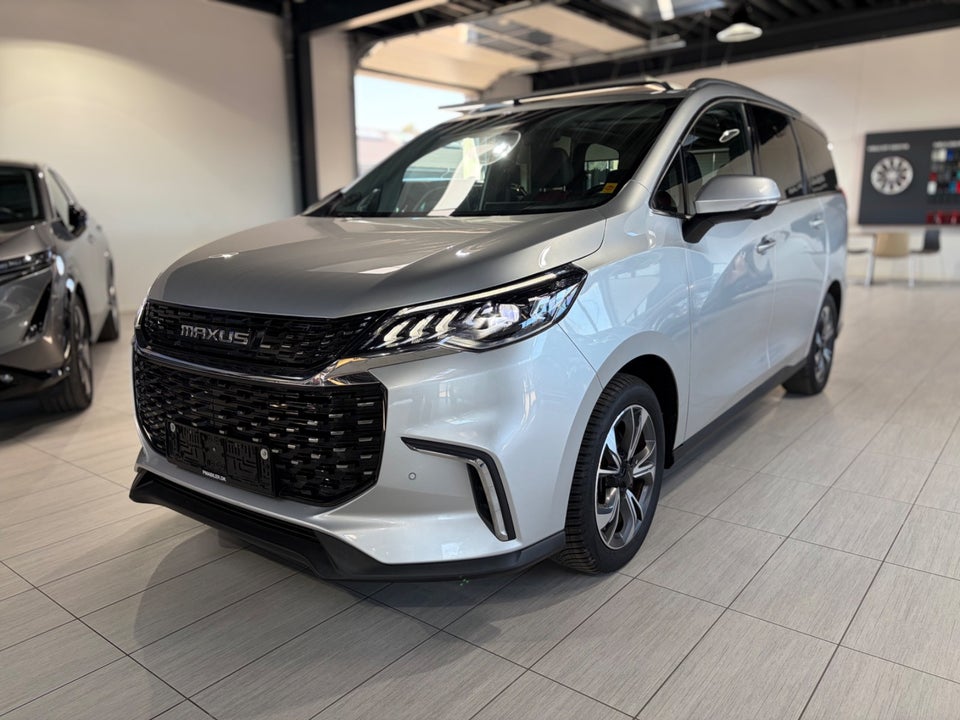 Maxus Euniq5 52 Exclusive 7prs 5d