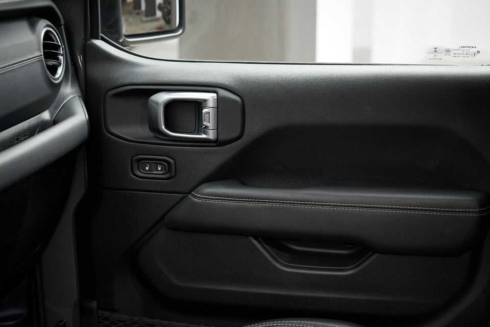 Jeep Wrangler Unlimited 2,0 T Overland Sky One aut. 4x4 4d