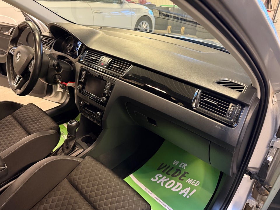 Skoda Rapid 1,4 TSi 125 Ambition Spaceback DSG 5d