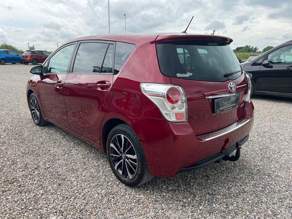 Toyota Verso 1,8 VVT-i T2 Premium MDS 7prs 5d