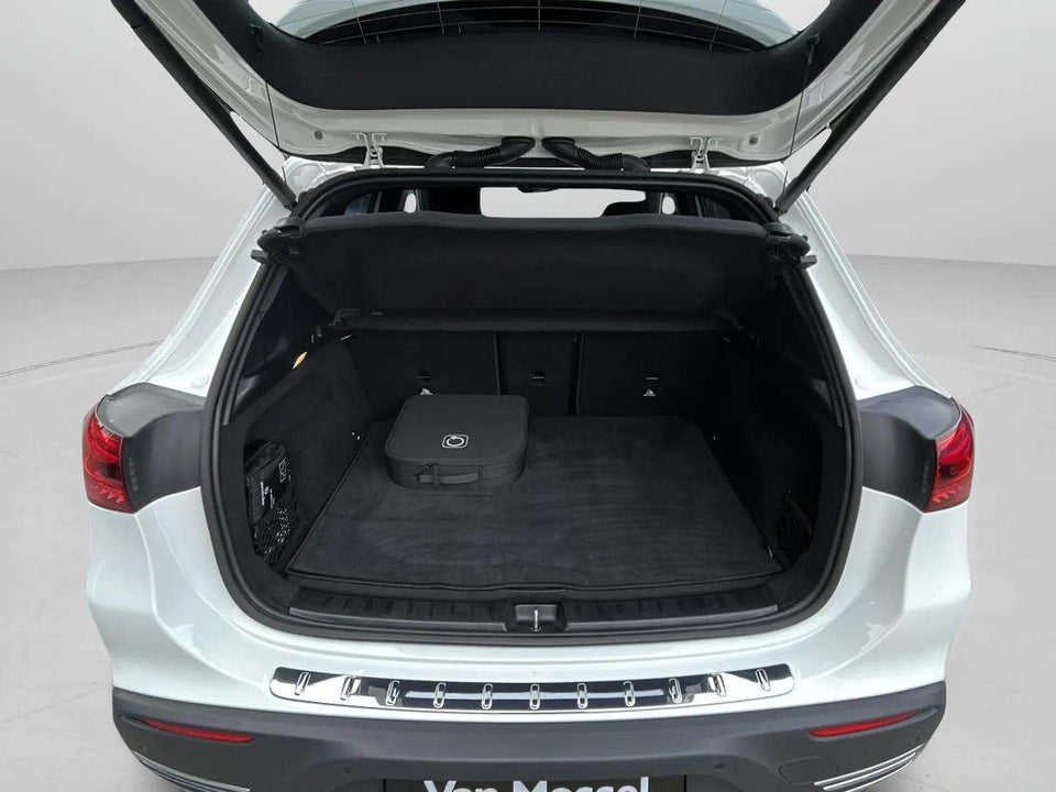 Mercedes EQA250 Progressive 5d