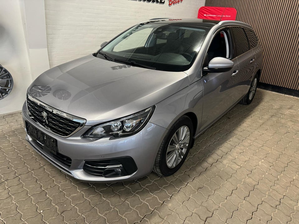 Peugeot 308 1,5 BlueHDi 130 Selection Sky SW 5d