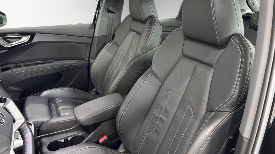 Audi Q4 e-tron 40 Attitude 5d