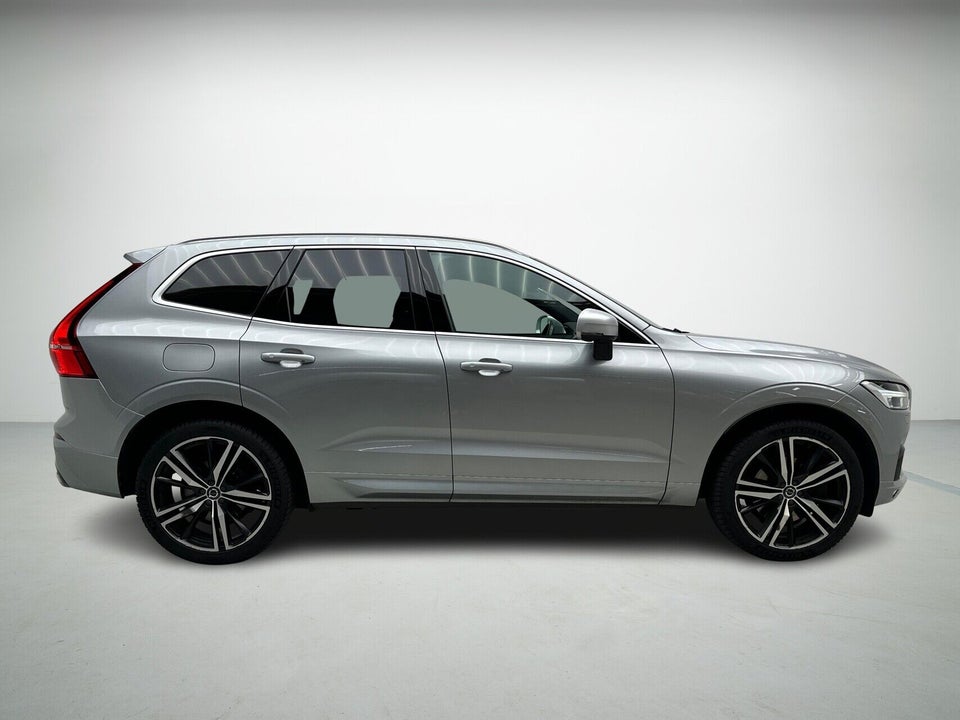 Volvo XC60 2,0 D5 235 R-Design aut. AWD 5d