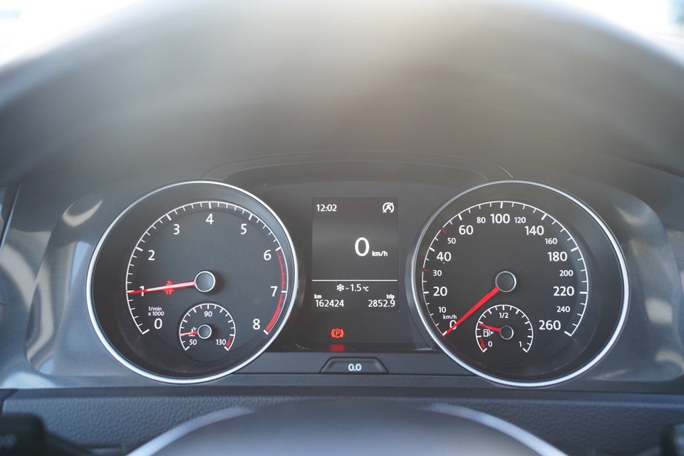 VW Golf VII 1,0 TSi 85 Trendline 5d