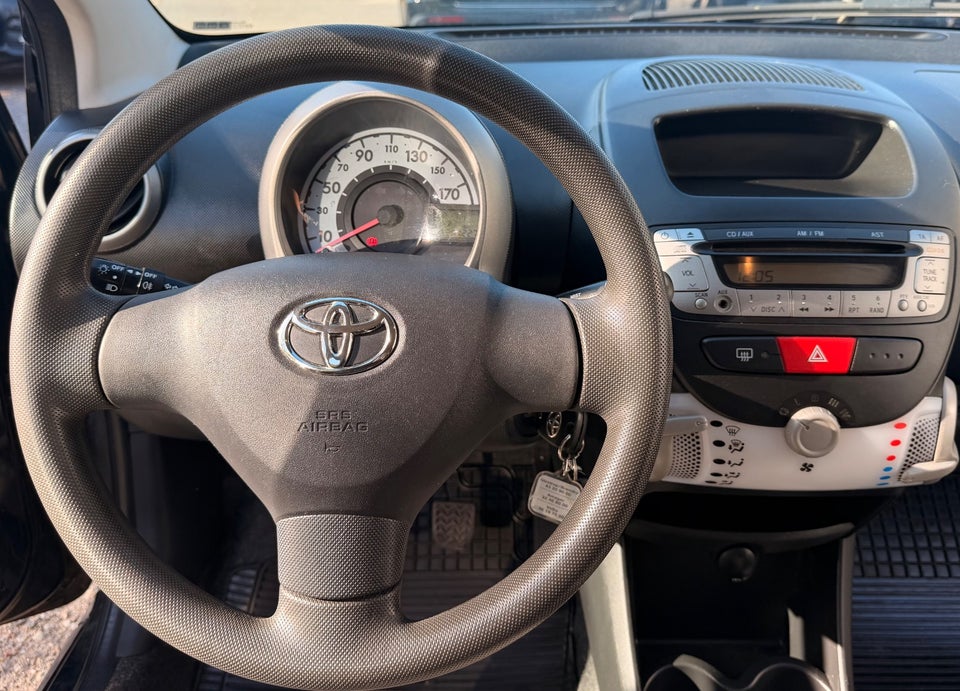 Toyota Aygo 1,0 VVT-i T1 5d