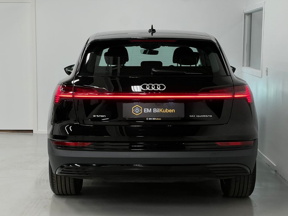 Audi e-tron 50 quattro 5d