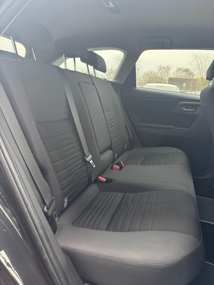 Toyota Auris 1,8 Hybrid H2 Touring Sports CVT 5d