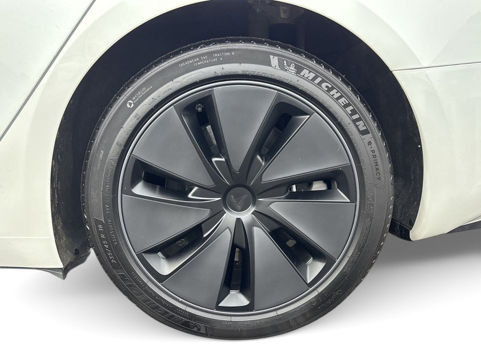 Tesla Model 3 RWD 4d