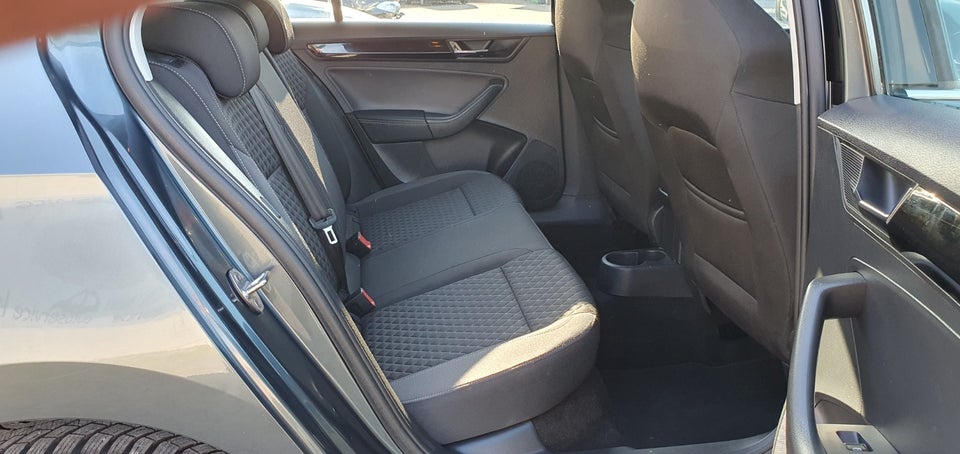 Skoda Rapid 1,0 TSi 95 Ambition Spaceback 5d