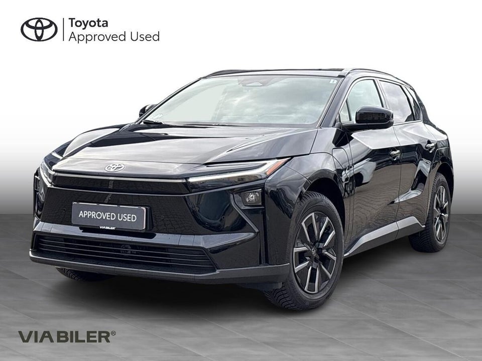 Toyota bZ4X 73 Executive 5d