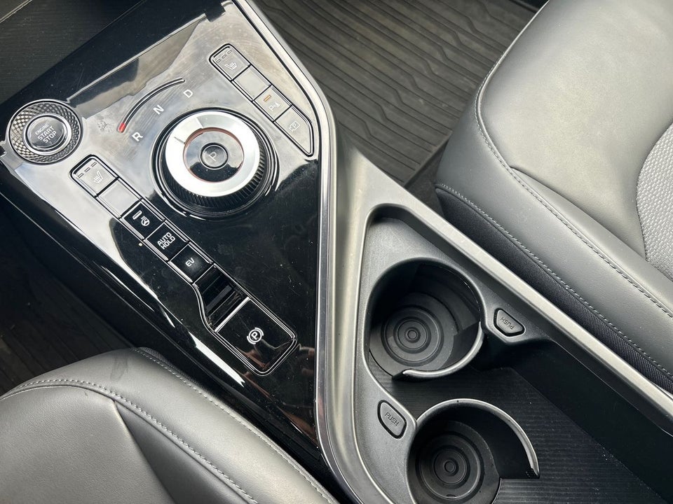 Kia Niro 1,6 PHEV Prestige DCT 5d