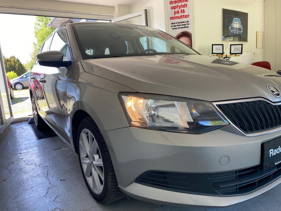 Skoda Fabia 1,2 TSi 90 Ambiente Combi 5d