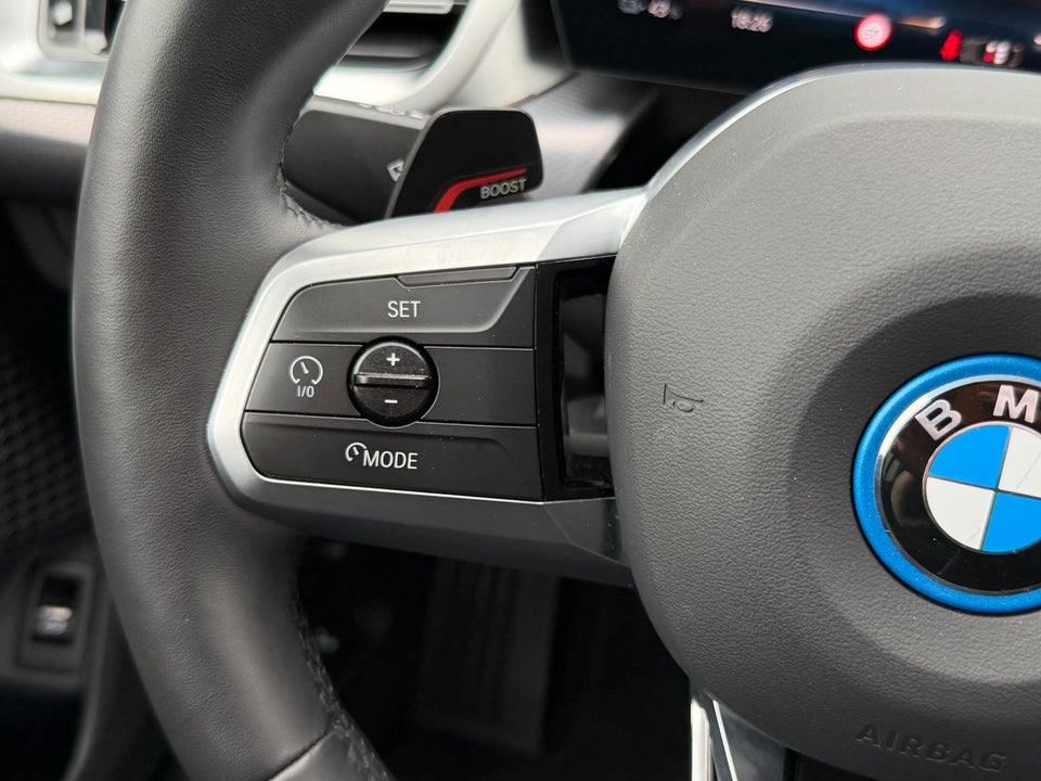 BMW iX2 eDrive20 M-Sport 5d