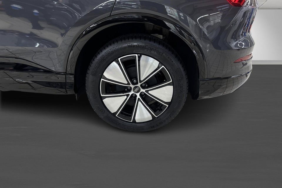 Audi Q4 e-tron performance 5d