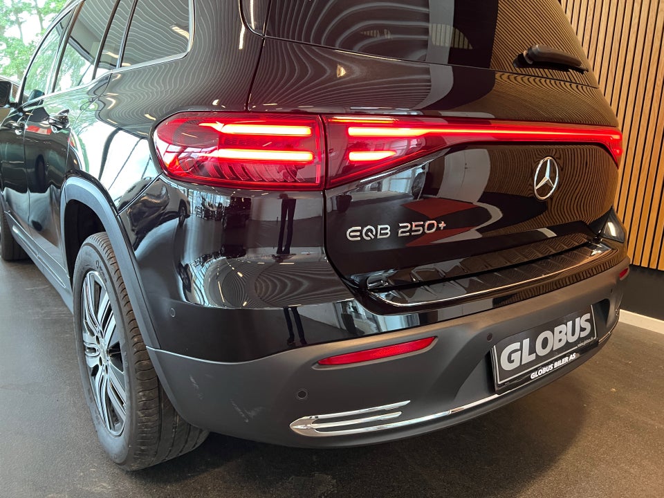 Mercedes EQB250+ Progressive 7prs 5d