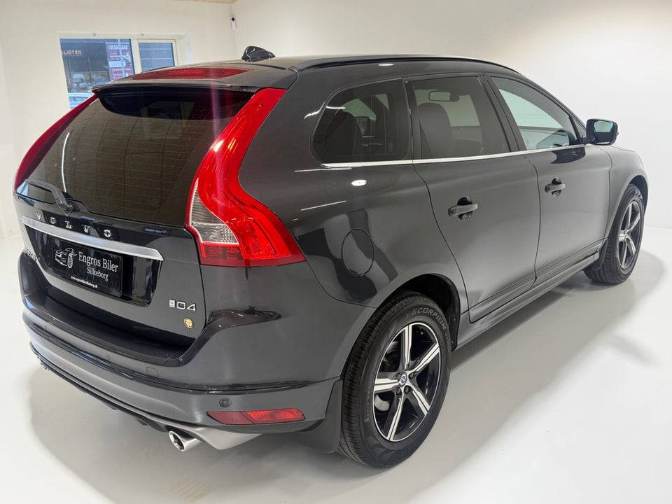 Volvo XC60 2,0 D4 190 R-Design aut. 5d