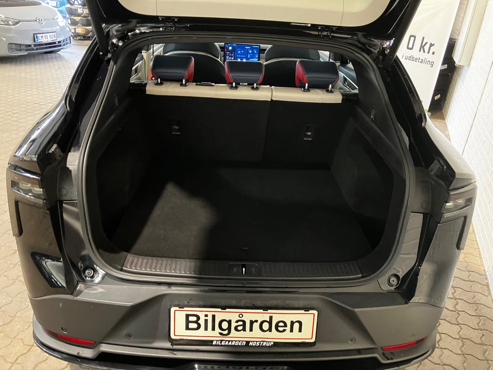 Aiways U6 Premium 5d