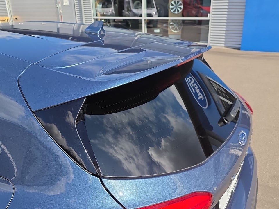 Ford Focus 1,0 EcoBoost mHEV ST-Line X 5d