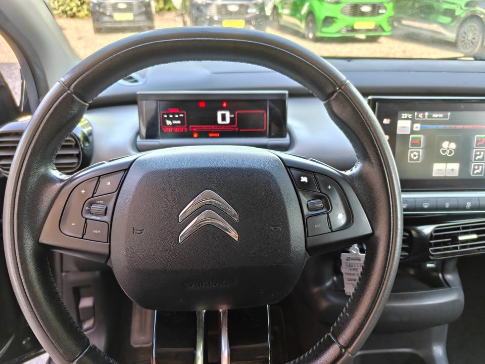 Citroën C4 Cactus 1,6 BlueHDi 100 Shine Van 5d