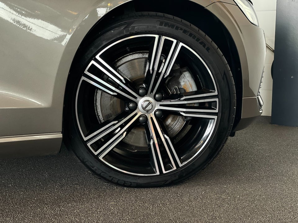 Volvo V60 2,0 T6 ReCharge Inscription aut. AWD 5d