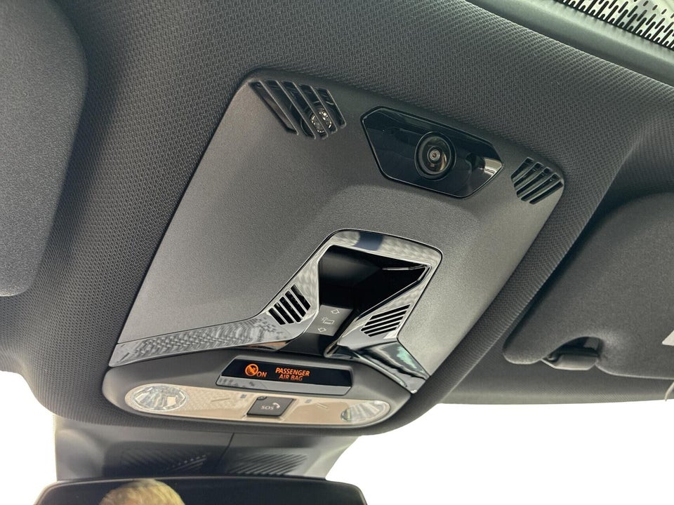 MINI Cooper SE Favoured Trim XL 3d