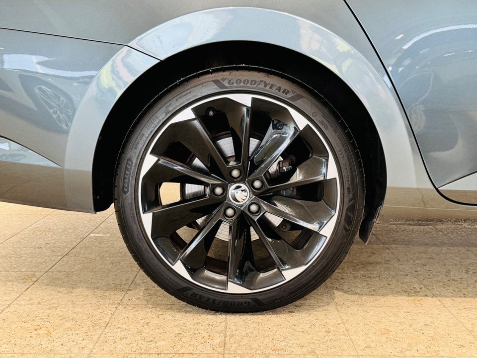 Skoda Superb 1,5 TSi 150 Business Executive Combi DSG 5d